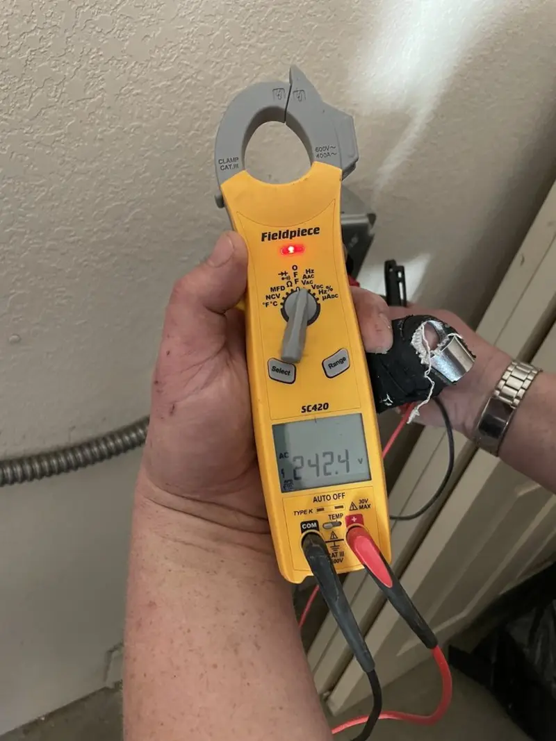 Voltage testing with clamp meter during Generator Installation in Muskogee